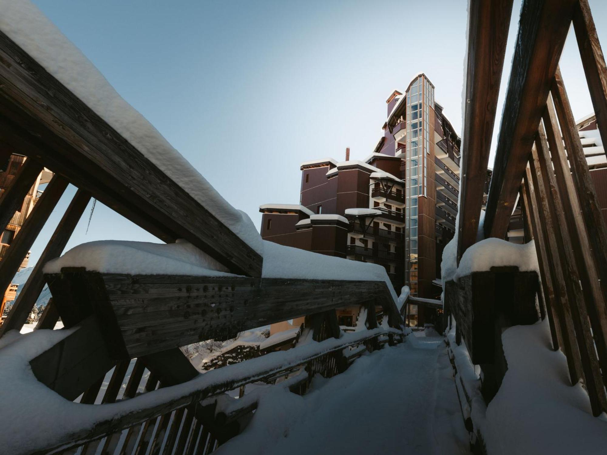 La Tania : 2 Pieces Cabine, 6 Pers, Balcon, Tv, Non-Fumeur - Fr-1-182A-35 Apartment Courchevel Exterior photo